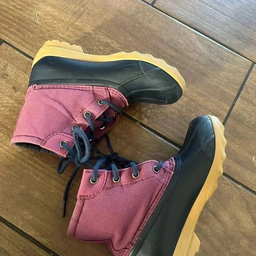 NEW Girls Sperry Port Boot Size 13 - Picture 3 of 4